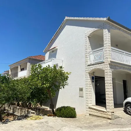 House Mare Trogir