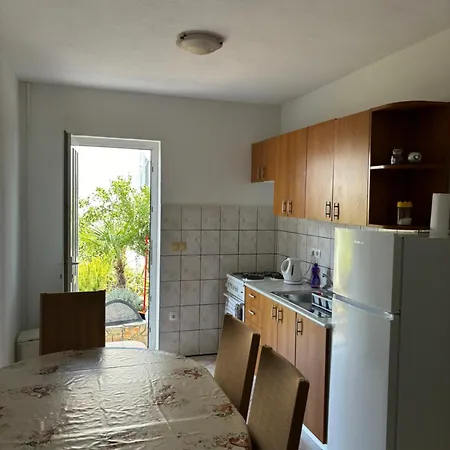 House Mare Apartment