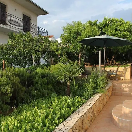 House Mare Apartment